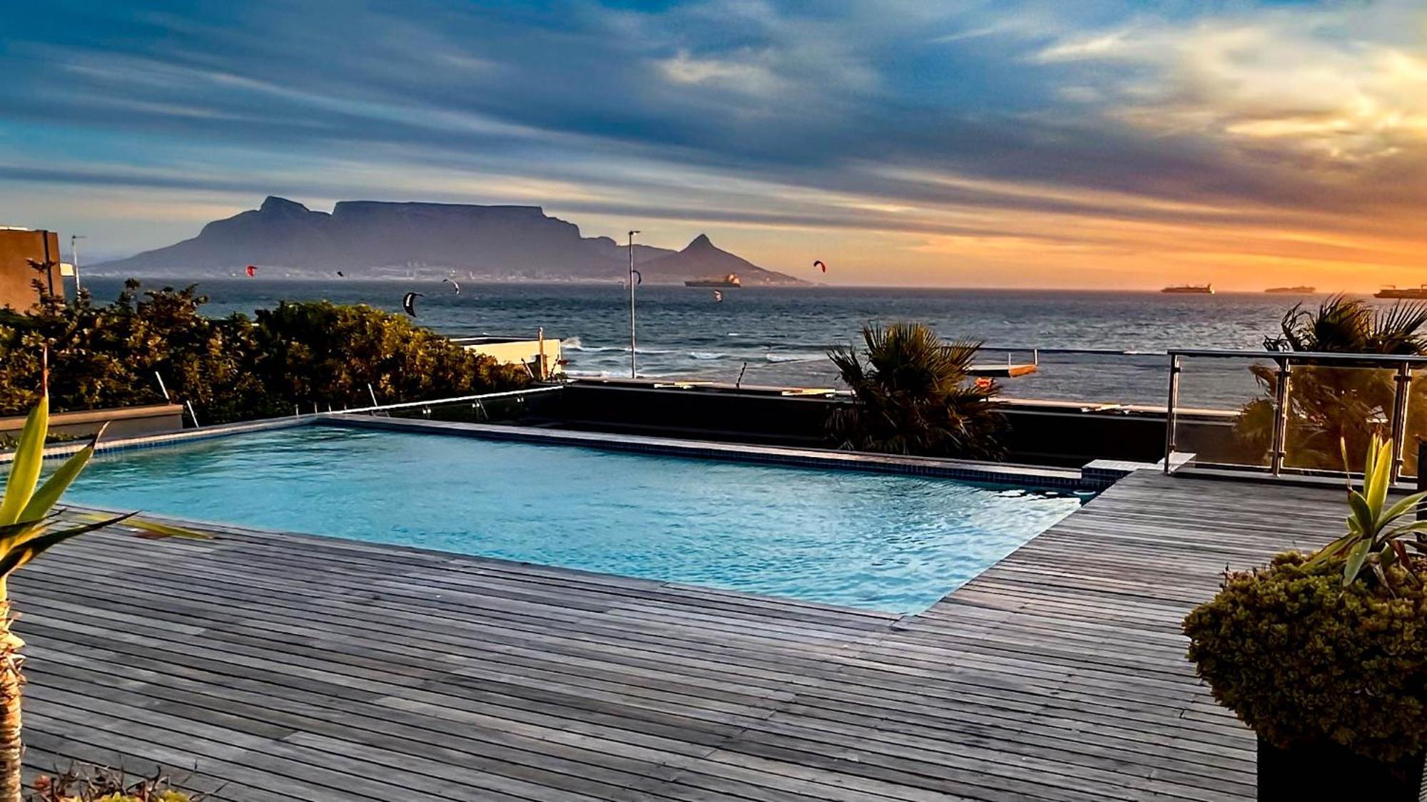 Heaven On Earth - Blouberg Beachfront Self-Catering Apartment Bloubergstrand Extérieur photo